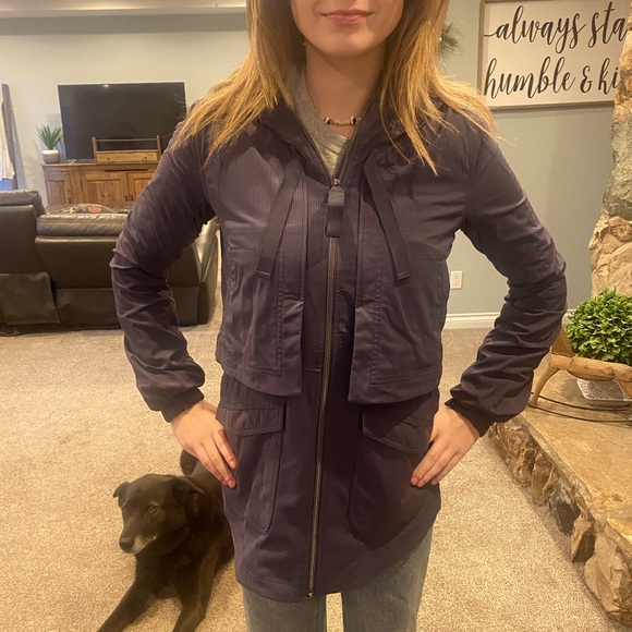 Lululemon 3/4 length effortless pinstriped jacket. - Picture 1 of 7
